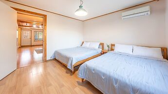 Hongcheon Fiction House Pension