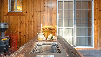 Hongcheon Fiction House Pension