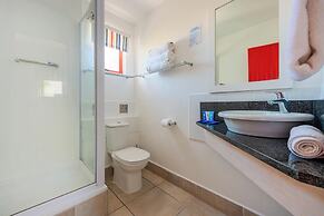 Club Mykonos by First Private Stays