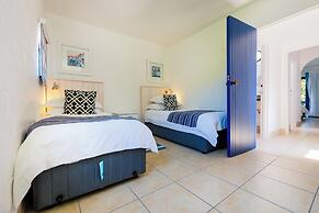 Club Mykonos by First Private Stays
