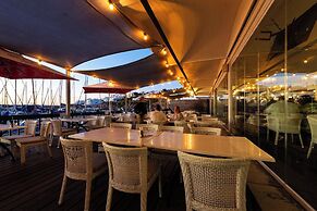 Club Mykonos by First Private Stays