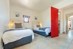 Club Mykonos by First Private Stays