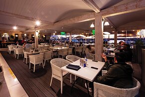 Club Mykonos by First Private Stays