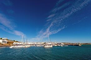 Club Mykonos by First Private Stays