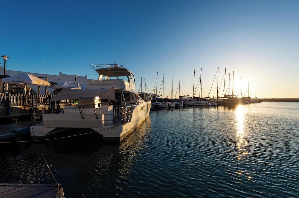 Club Mykonos by First Private Stays