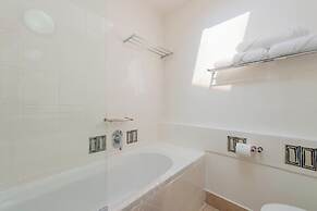 Club Mykonos by First Private Stays