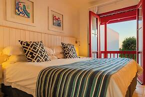 Club Mykonos by First Private Stays