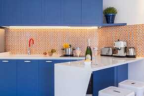 Stylish & Elegant Flat With Terrace