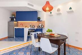 Stylish & Elegant Flat With Terrace