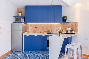 Stylish & Elegant Flat With Terrace