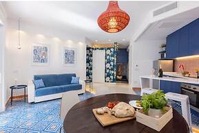 Stylish & Elegant Flat With Terrace