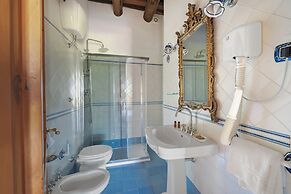 Villa Chianti With Exclusive Pool And Typical Barn