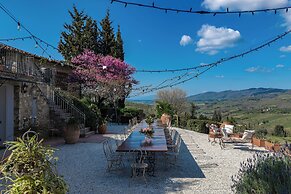 Villa Chianti With Exclusive Pool And Typical Barn
