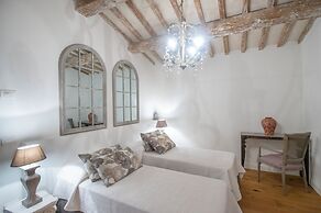 Villa Chianti With Panoramic Pool On The Vineyard