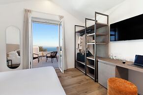 Design Villa With Infinity Pool & Li Galli View