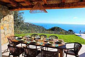 Design Villa With Infinity Pool & Li Galli View
