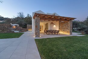 Design Villa With Infinity Pool & Li Galli View