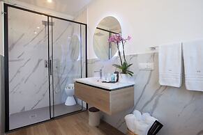 Design Villa With Infinity Pool & Li Galli View