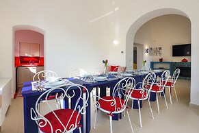 Elegant Villa In Anacapri | Infinity Pool & Design