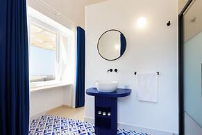 Elegant Villa In Anacapri | Infinity Pool & Design