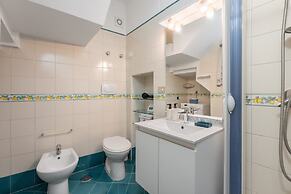 Brezza Marina-Authentic Sorrento Flat By The Beach