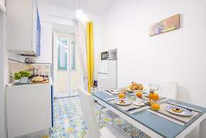 Brezza Marina-Authentic Sorrento Flat By The Beach