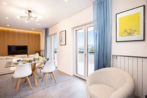 Modern Family Apt In Sorrento With Views