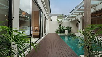 Deneva Villa by Betterplace