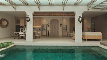 Deneva Villa by Betterplace