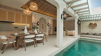 Deneva Villa by Betterplace