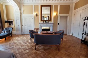 Schlosshotel Neustrelitz