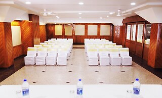 Hotel Vishnu Palace