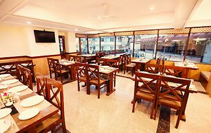 Hotel Vishnu Palace