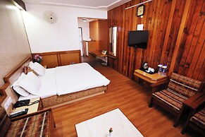 Hotel Vishnu Palace