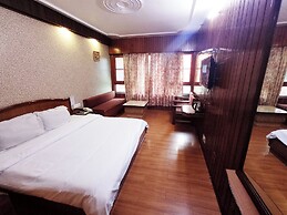 Hotel Vishnu Palace