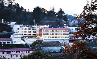 Hotel Vishnu Palace