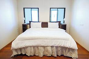 UPAR Hotels Silom