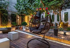 Panda House Hotel