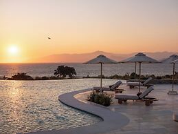 Vione Paros Hotel