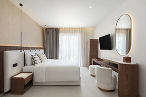 Vione Paros Hotel
