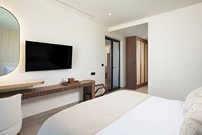 Vione Paros Hotel
