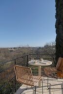 MiHotel - Cité Médiévale de Pérouges