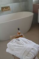 MiHotel - Cité Médiévale de Pérouges