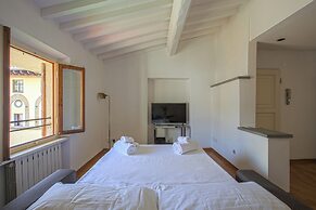 Giorgio Ponte Vecchio Apartment