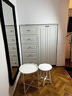 Suite 49