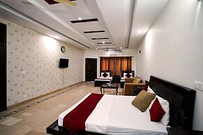 Capri Inn Guest House