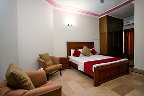 Capri Inn Guest House