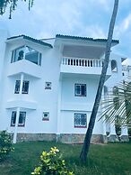 Bamburi Beach Villa LTD