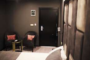 One Day Suit Hotel