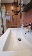 Spacious Centrally Located Apartment